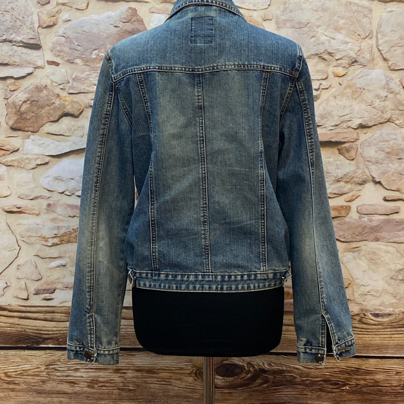 „Vintage Jeansjacke Damen Rückseite blau mit leichter Waschung“