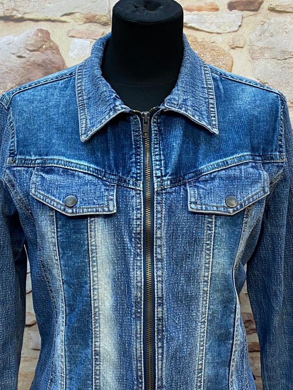 „Vintage Jeansjacke Damen Detail Brusttaschen Denim Used Look“