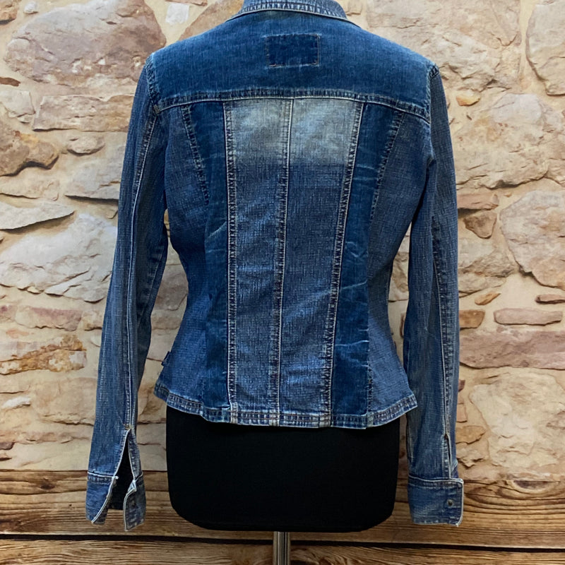 „Vintage Jeansjacke Damen Rückansicht tailliert blau Denim“