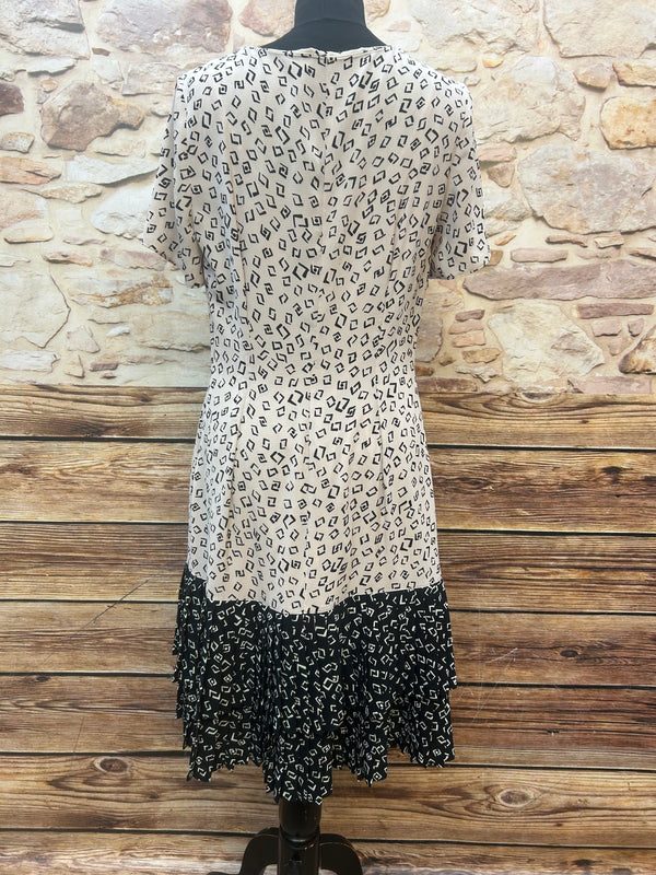 Vintage Kleid 20er Jahre Stil hinten, Gr. 38