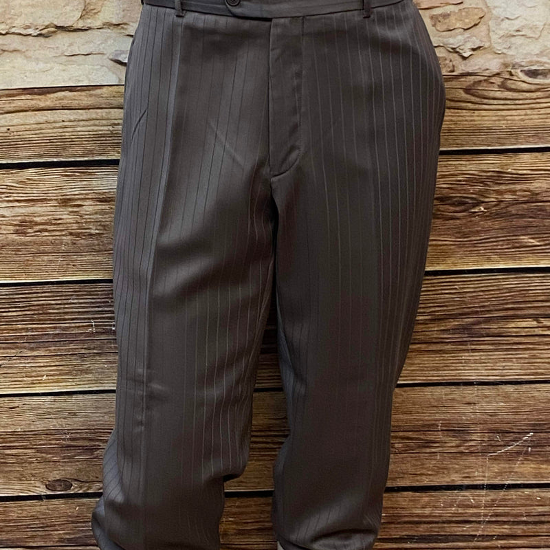 Vintage Herren-Knickerbocker Gr. 52 in Anthrazit mit weißen Nadelstreifen, 100 % Schurwolle, Schrittlänge 58 cm, Bund 95 cm, sehr guter Zustand.