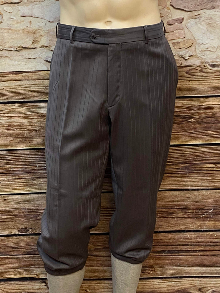 Vintage Herren-Knickerbocker Gr. 52 in Anthrazit mit weißen Nadelstreifen, 100 % Schurwolle, Schrittlänge 58 cm, Bund 95 cm, sehr guter Zustand.