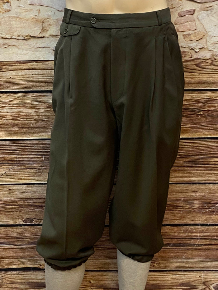 Vintage Herren-Knickerbocker in Gr. 52 aus 100 % Schurwolle, in dunkelgrün-oliv, mit elastischem Beinabschluss, sehr guter Zustand.