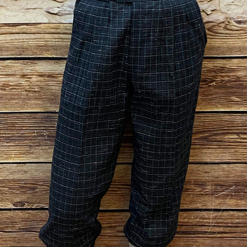 Schwarz-dunkelgrün karierte Knickerbockerhose  Größe 48, Bund 84 cm, ungetragen – ideal für 20er-Jahre-, Golf- und Tweedride-Outfits.