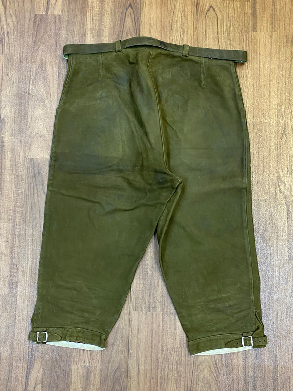 „Trachtenlederhose Kniebund grün Herren Rückseite Vintage“