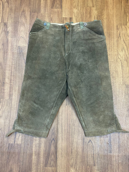 „Vintage Kniebundlederhose Herren olivgrün Echtleder Vorderansicht“