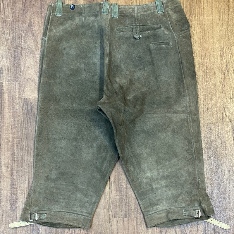 „Trachtenlederhose Kniebund Herren olivgrün Rückseite Vintage“