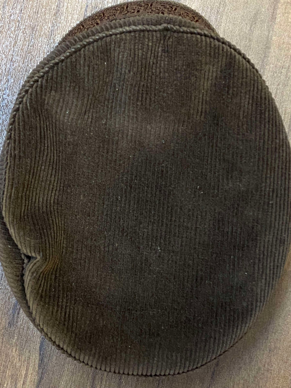 „Braune Cordmütze im Prinz Heinrich Stil von oben“