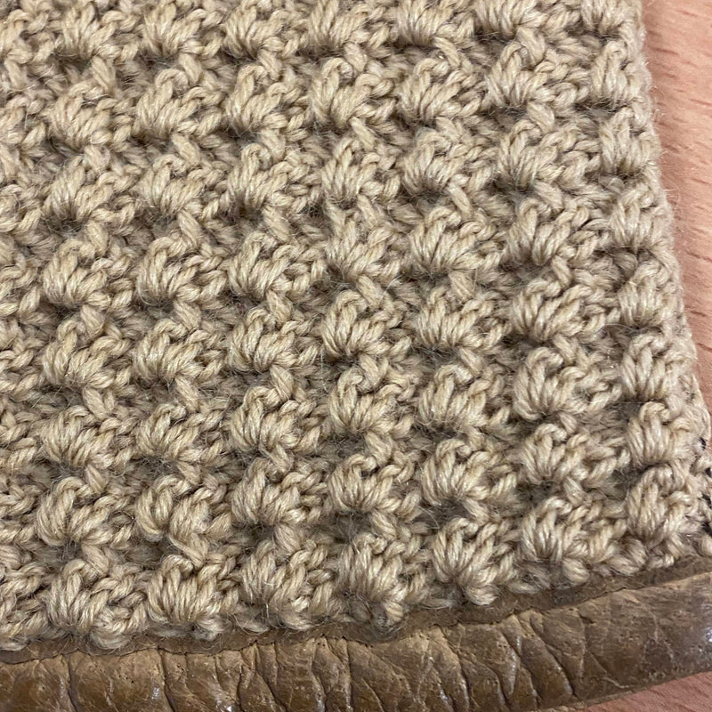 Vintage Lederhandschuhe mit beigem Strickrücken und braunem Leder