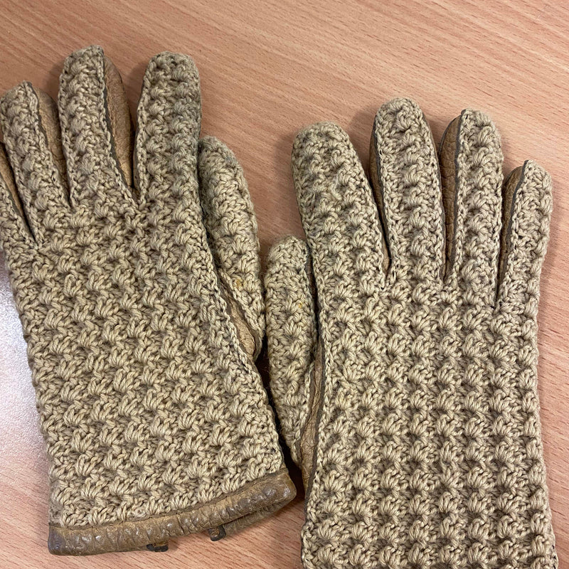 Vintage Lederhandschuhe mit beigem Strickrücken und braunem Leder