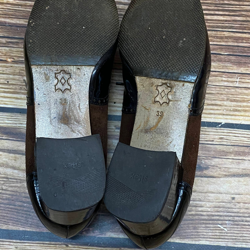 Sohlenansicht der Vintage Schnürschuhe in Größe 39