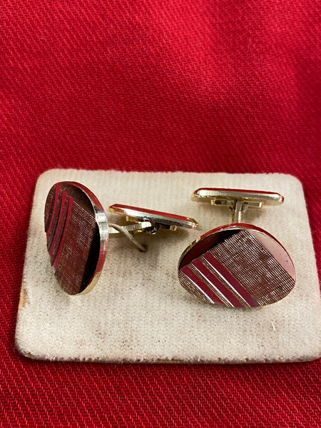 „Vintage Manschettenknöpfe mit feiner Struktur und Streifen Design“