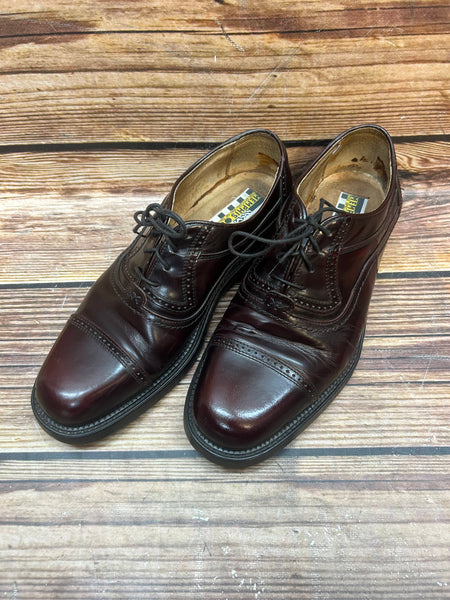 Vintage Herren Oxford-Brogues aus dunkelbraunen Leder, Größe 44, Memphis One, sehr guter Zustand.