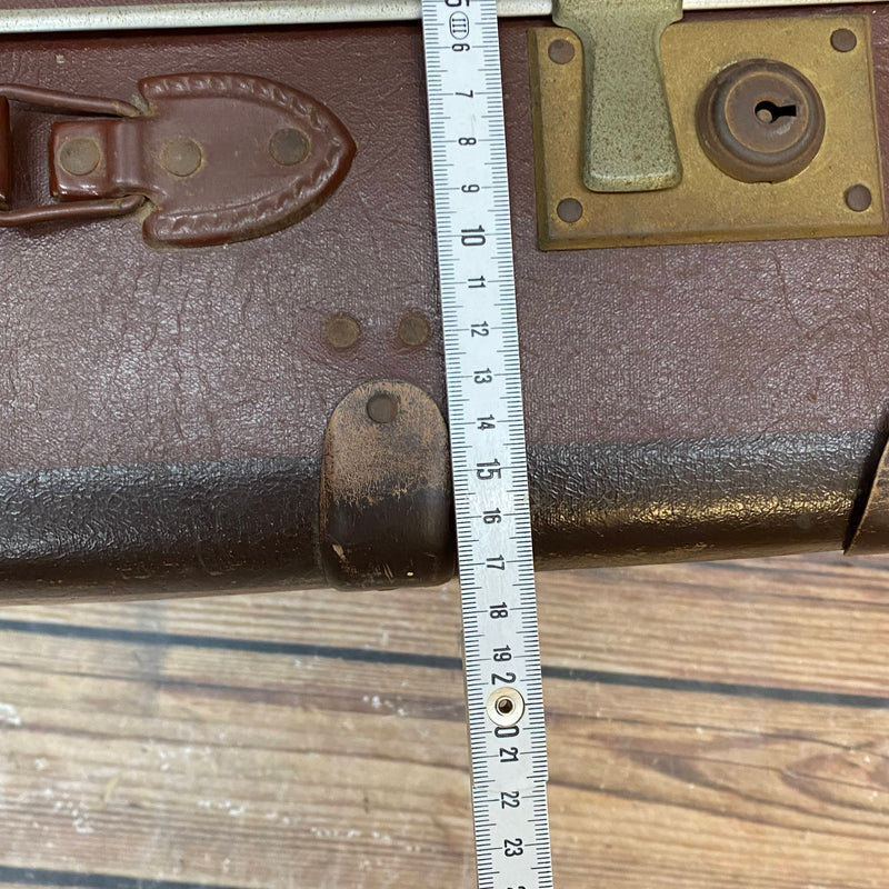 Vintage Reisekoffer 50er Jahre – Oldtimer Steampunk Koffer Theater Requisite, Ansicht 8