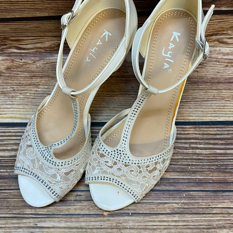 „Vintage Sandaletten Damen creme mit Spitze und Strass Gr.38 elegant Hochzeit“