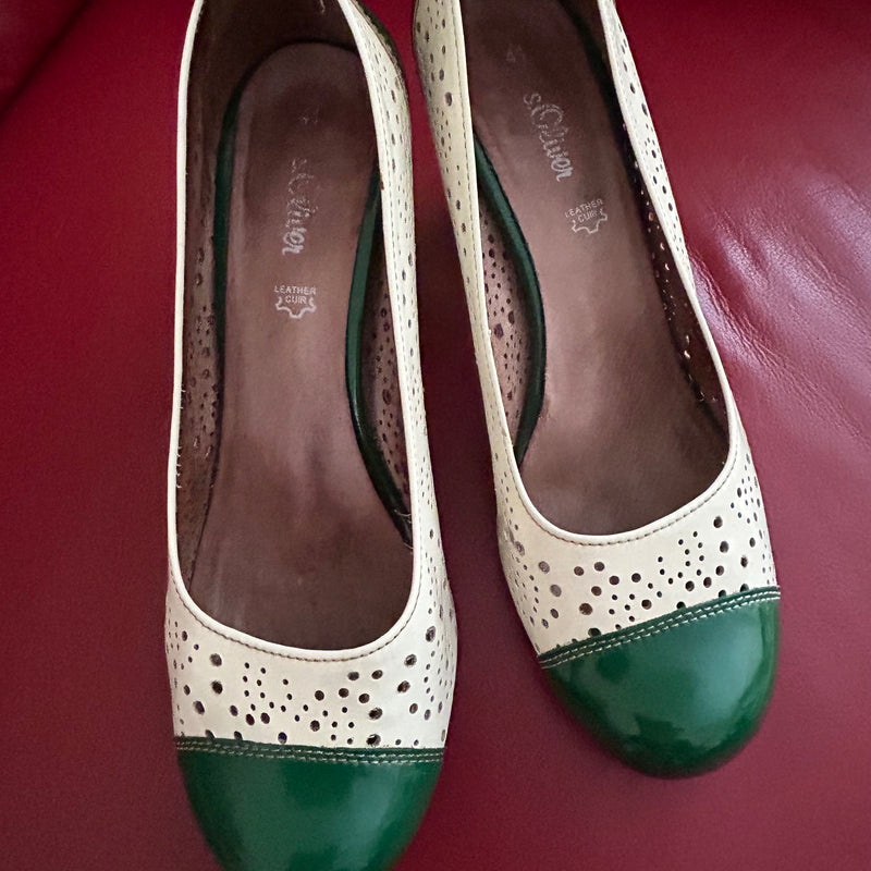 s.Oliver Retro-Pumps in Creme und Grün, Größe 41