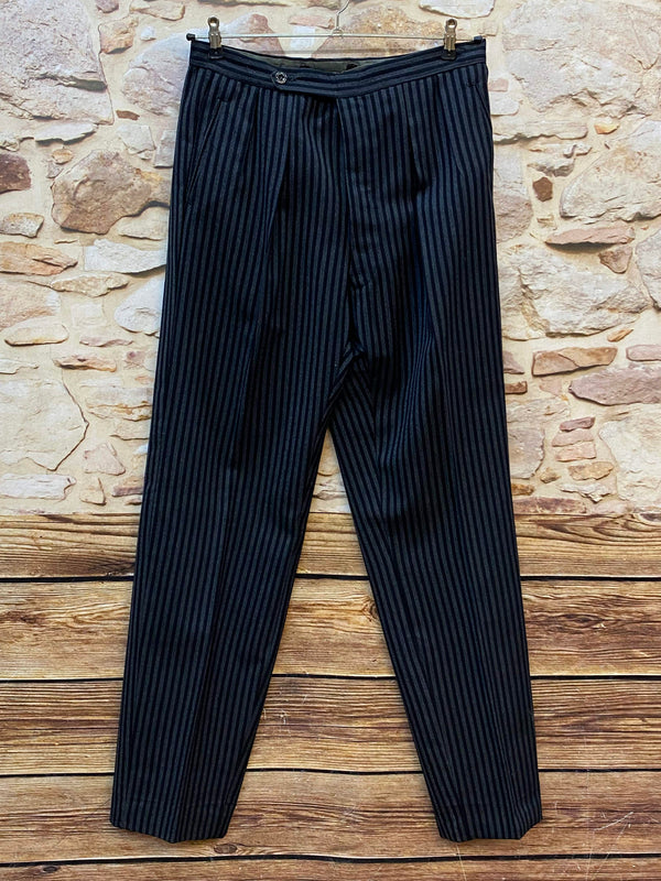 Vorderseite der gestreiften Vintage Stresemannhose