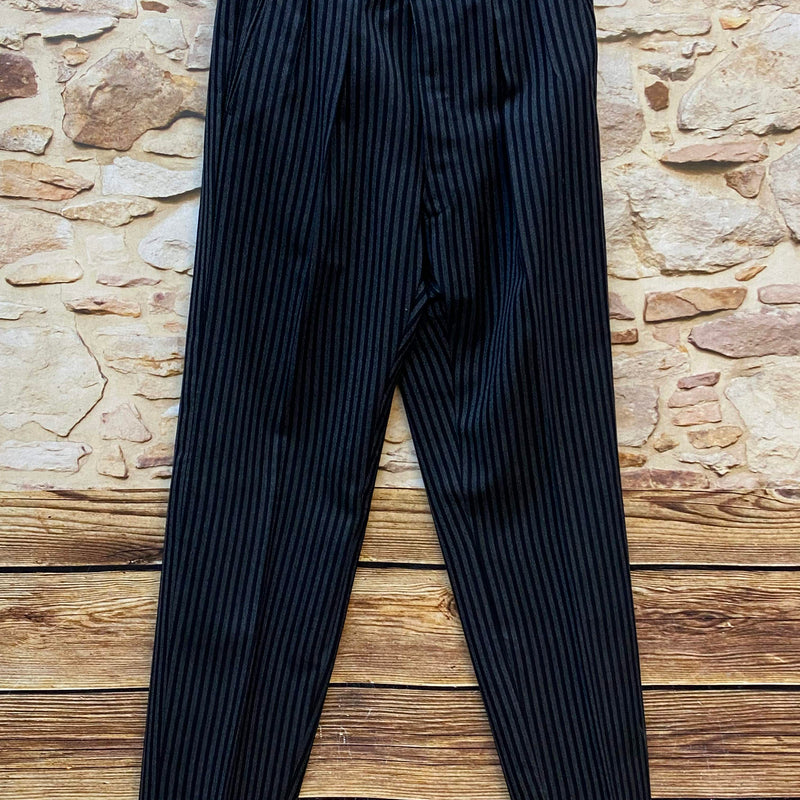 Vorderseite der gestreiften Vintage Stresemannhose