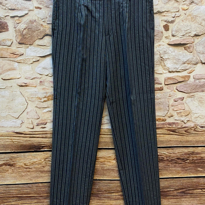 Vorderseite der grau-schwarzen Stresemannhose für Herren