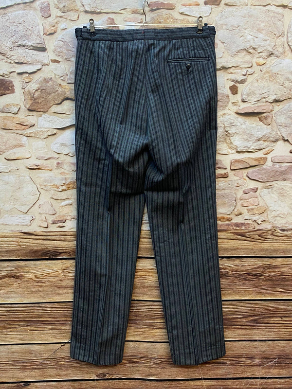 Rückseite der Vintage Stresemannhose mit Gesäßtasche