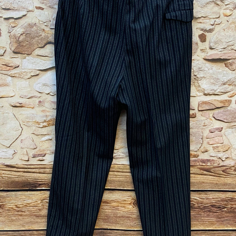 Rückseite der Vintage Stresemannhose mit Pattentaschen