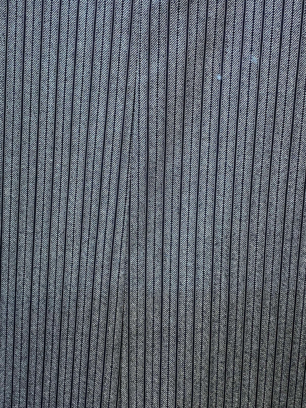 Feines grau-schwarzes Streifenmuster der Stresemannhose