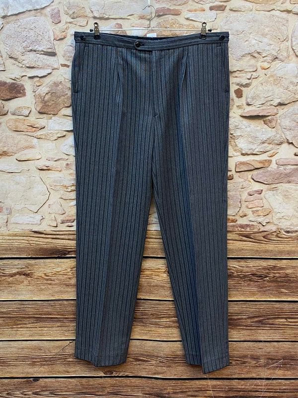 Vorderseite der Vintage Stresemannhose in Größe 54