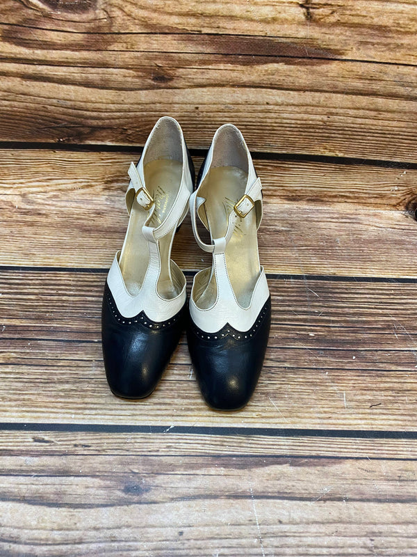 Vintage T-Strap Spectator Pumps 37,5 – Zweifarbig Dunkelblau/Creme