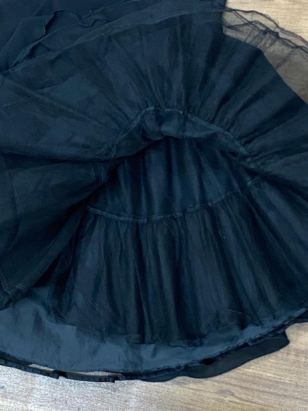 „Vintage schwarzer Tellerrock Detail Unterrock Petticoat Effekt“