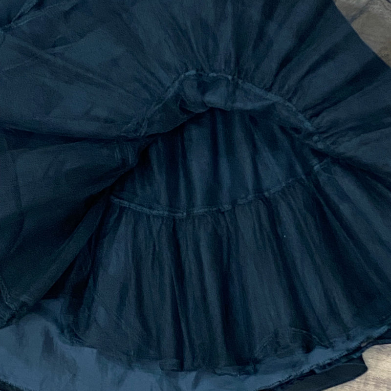„Vintage schwarzer Tellerrock Detail Unterrock Petticoat Effekt“