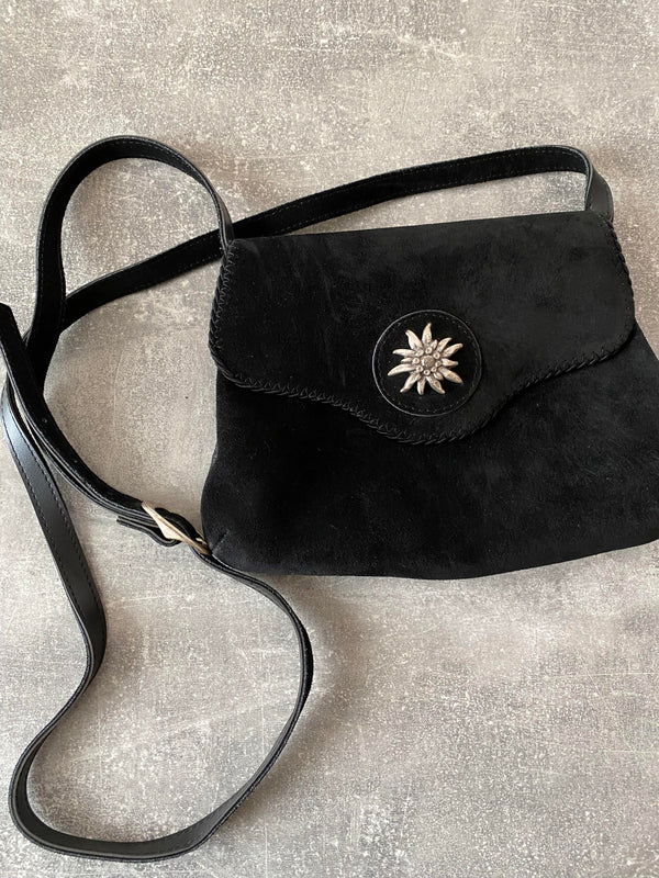 Vintage Trachten-Handtasche in Schwarz mit silberfarbener Edelweiß-Applikation und Schulterriemen