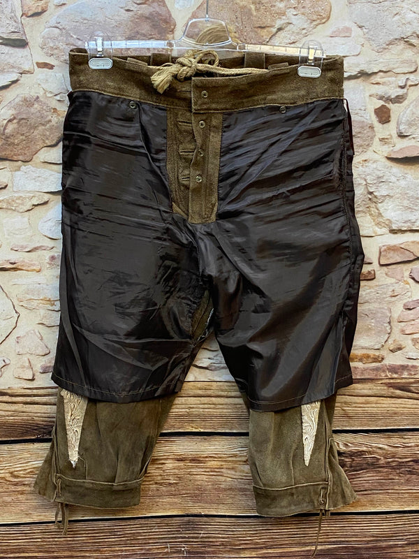 „Innenseite einer 1886 Alphorn Trachten Lederhose mit Futter und Markenetikett“