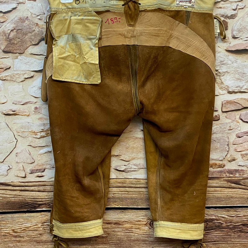„Innenansicht Vintage Trachtenlederhose mit Futter und Trägeransatz Ansicht 2“