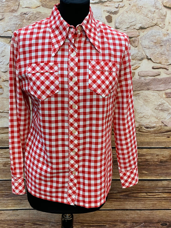 „Vintage Trachtenbluse rot weiß kariert im klassischen Landhausstil“