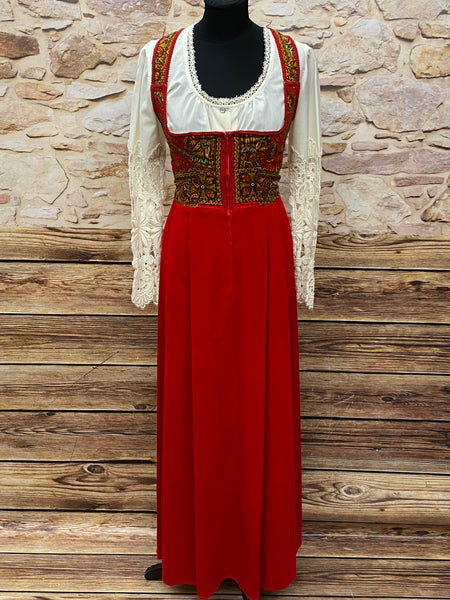 Langes rotes Vintage-Trachtenkleid von Wendelstein mit traditioneller Schürze und Bluse in Größe 36