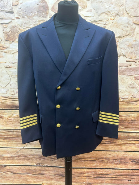 Marineblaues Vintage Uniform Sakko für Herren mit goldenen Ankerknöpfen und vier Goldlitzen, Größe 27,5 Kurzgröße.