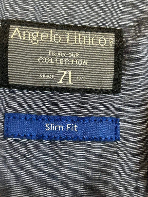 Label Slim Fit in der Vintage Herren Weste.