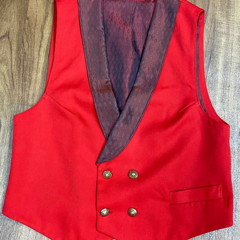 „Kleine Vintage Männer Weste rot mit dunklen Reverskragen zweireihig, Größe 44