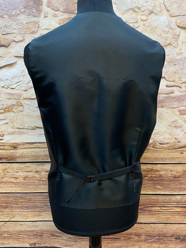 Herrenweste Größe 52 – gemusterte Anzug- und Freizeitweste