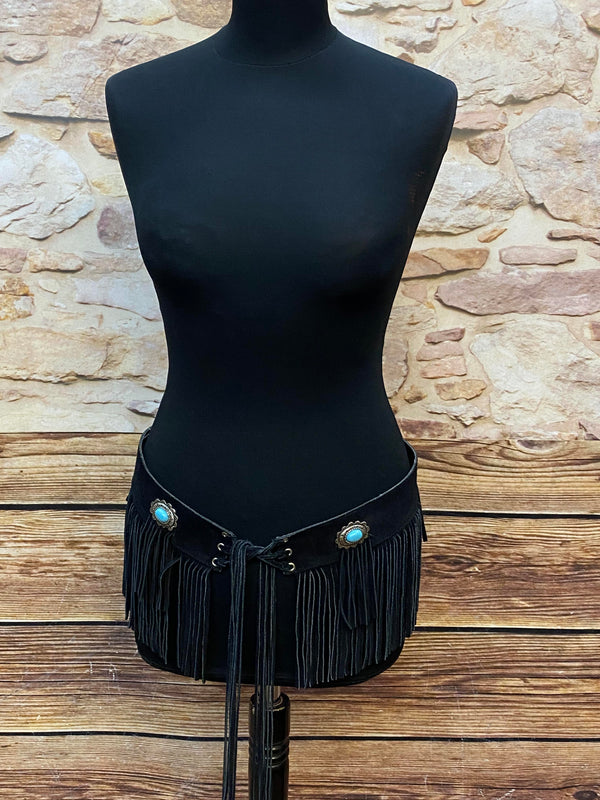 „Vintage Western Gürtel schwarz Leder mit Fransen und Türkis Schmuckelementen“