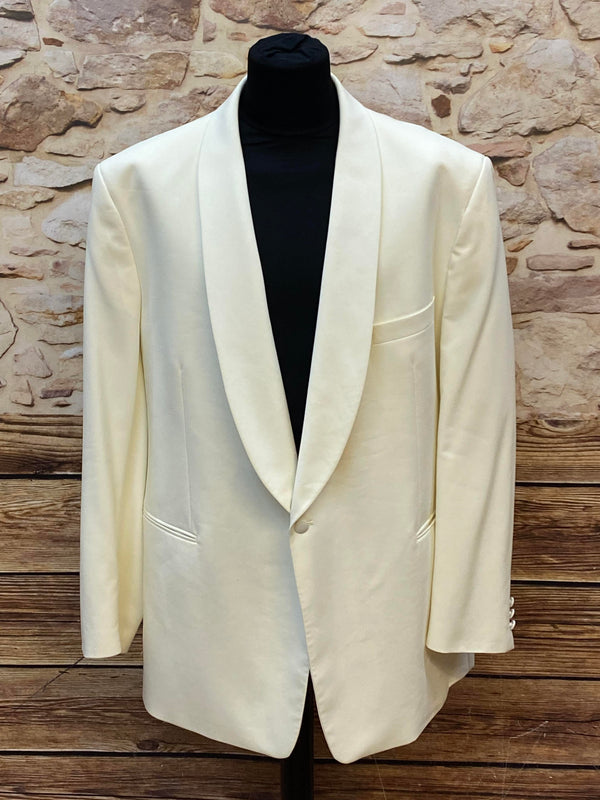 „vintage wilvorst dinnerjacke cremeweiß mit schalkragen frontansicht“