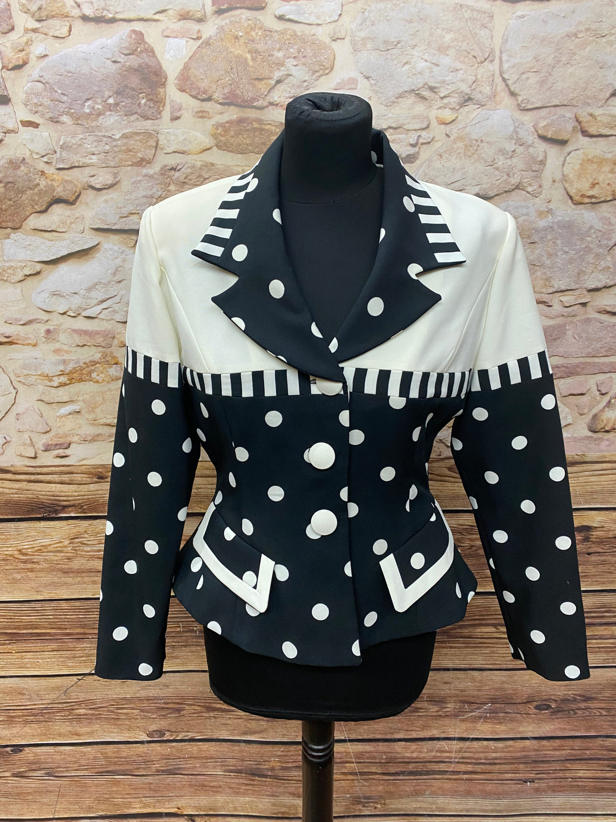  Vintage-Jacke von Vivian Exclusive Paris im Bold Polka-Dot  Gr.38