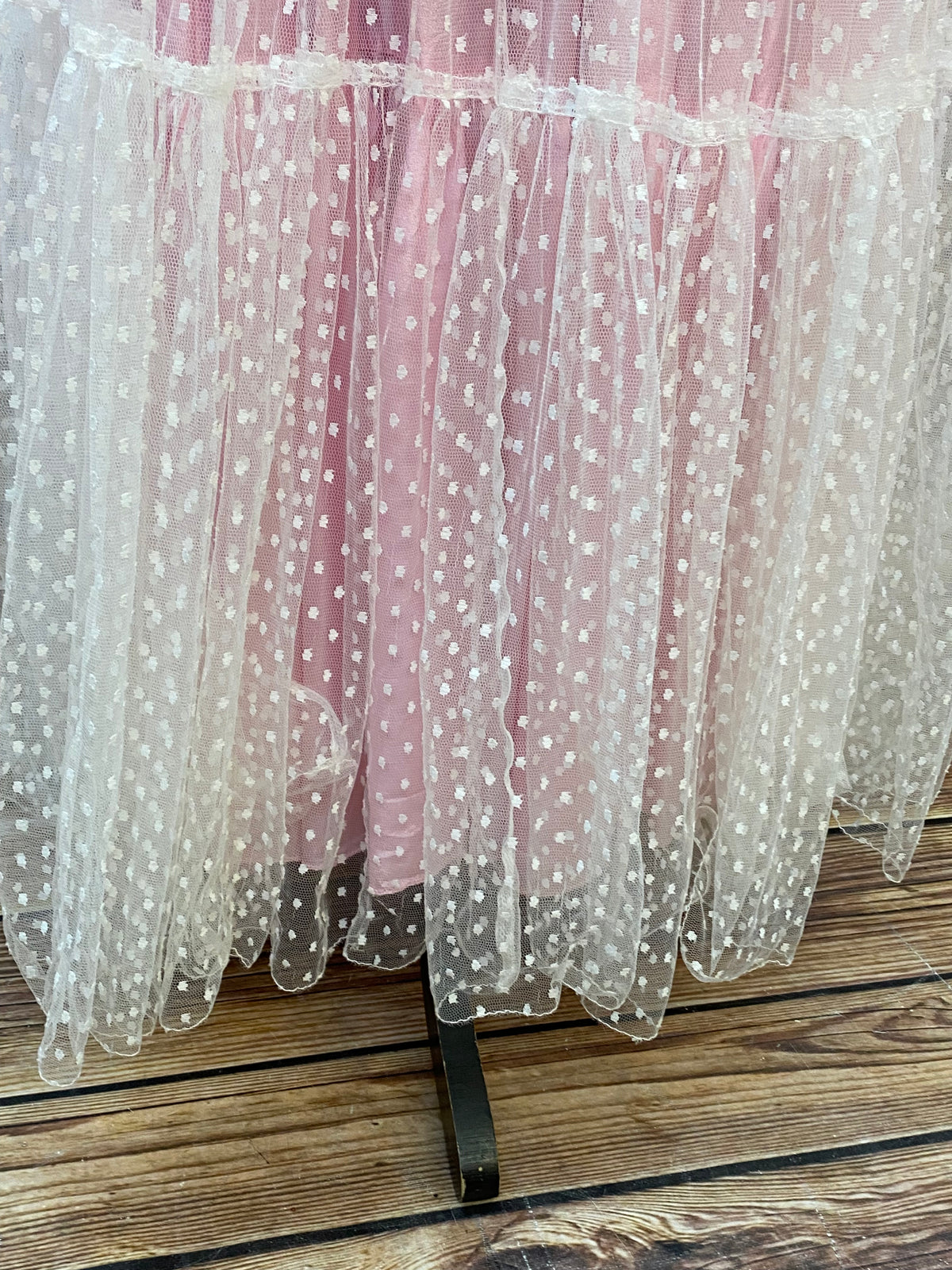 Robe de bal vintage des années 50 en rose à pois taille 34