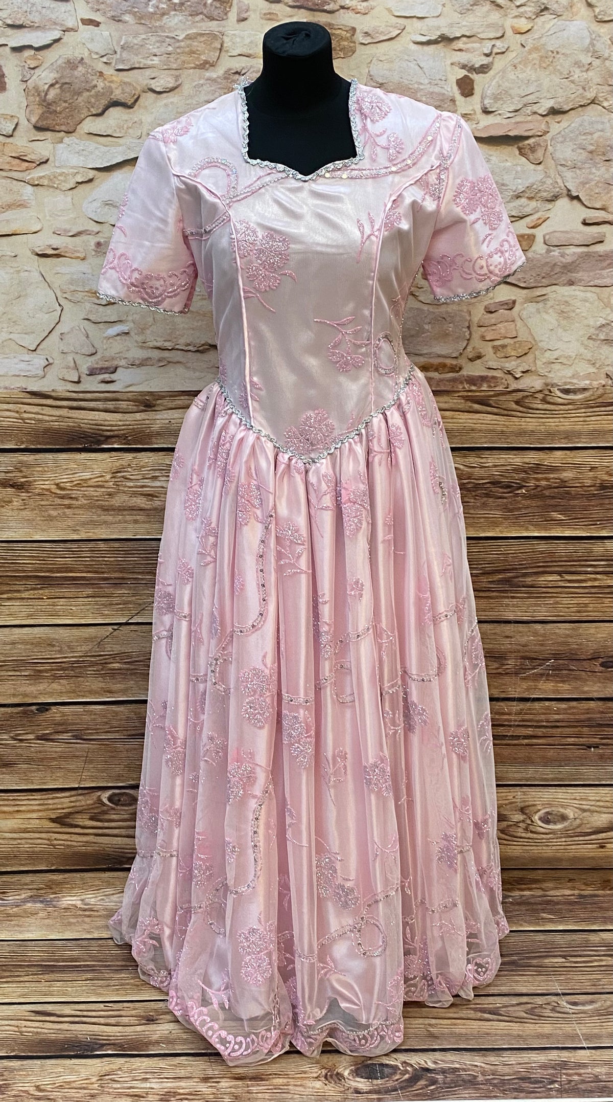 Robe de bal vintage taille 38 en rose 