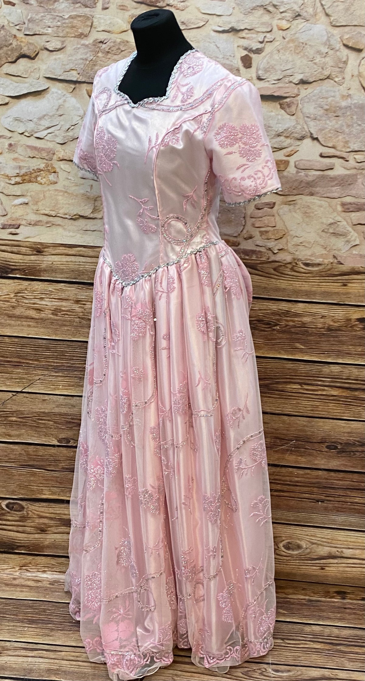 Robe de bal vintage taille 38 en rose 