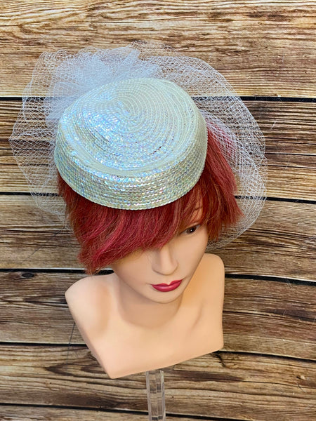 Ungetragener Vintage-Brauthut, „Petite Fleur“ Made in Italy