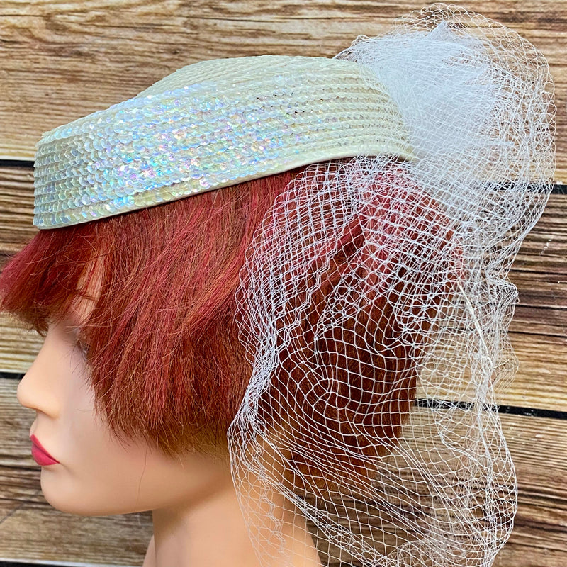 Ungetragener Vintage-Brauthut, „Petite Fleur“ Made in Italy