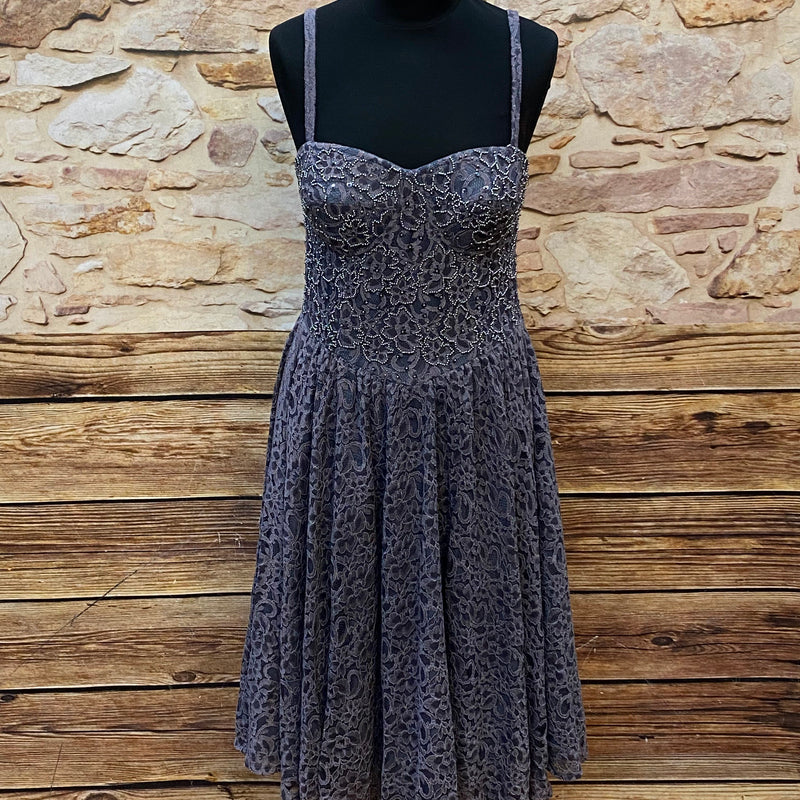 Vintage Cocktailkleid mit Spitzenmuster