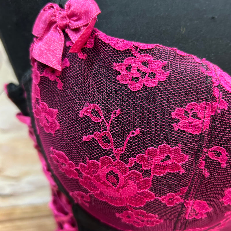 Charmante Corsage in Pink und Schwarz - Größe 80B