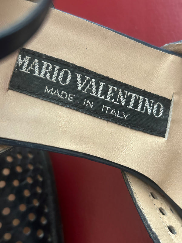 Vintage Mario Valentino Lochleder-Pumps Navy – Gr. 39